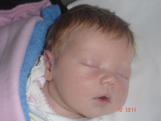 Graces First Pictures 019.jpg