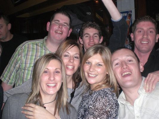 Big Mick, Kirsty, Kelly, Laura, Mackers, Crookesy & Kev
