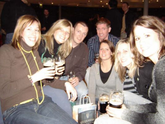 Kelly, Laura, Crookesy, Kev, Laura, Kirsty & Margaret
